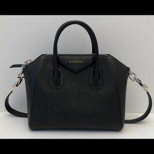 (SOLD) GIVENCHY - 'small Antigona' Black Leather Satchel